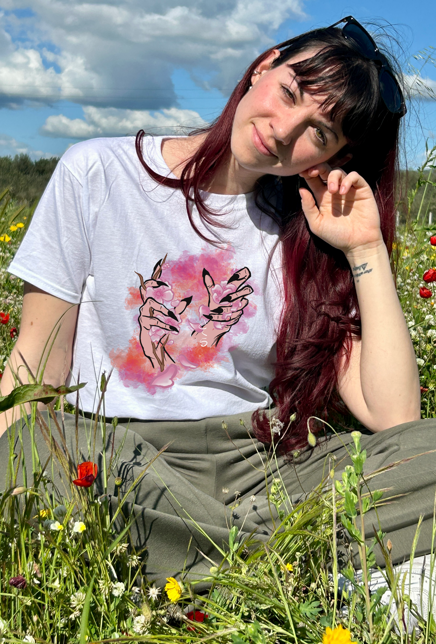 ๐ธ T-shirt unisex ''Mani sakura'' ๐ธ