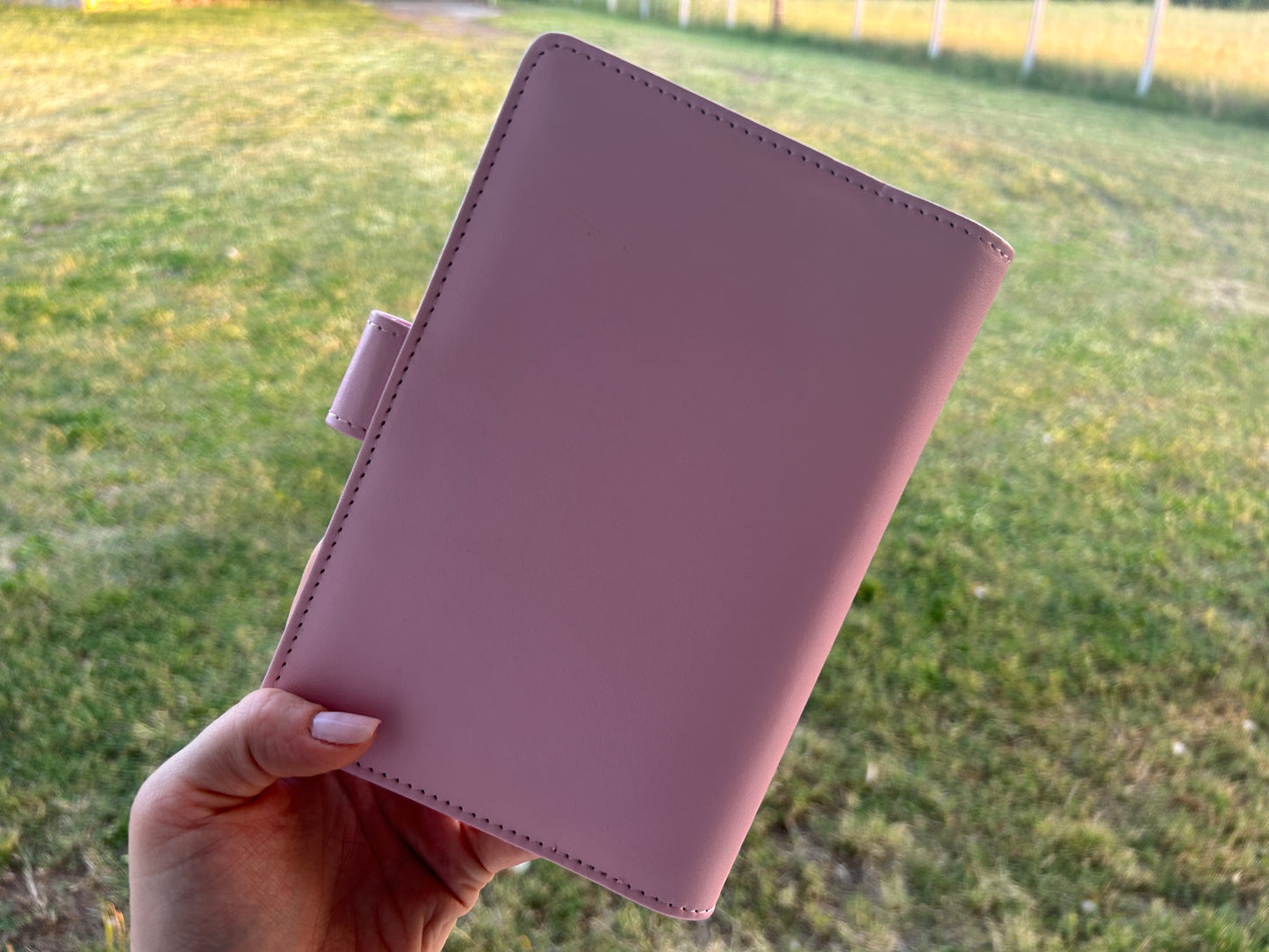 Organizer A6 Rosa in Ecopelle ad anelli – Edizione Speciale Eevee Pokèmon fanmade