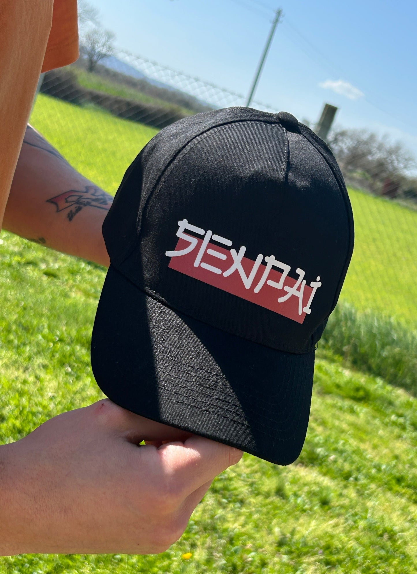 Cappellino "Senpai" in Cotone 100% – Grafica Originale Streetwear Japan style