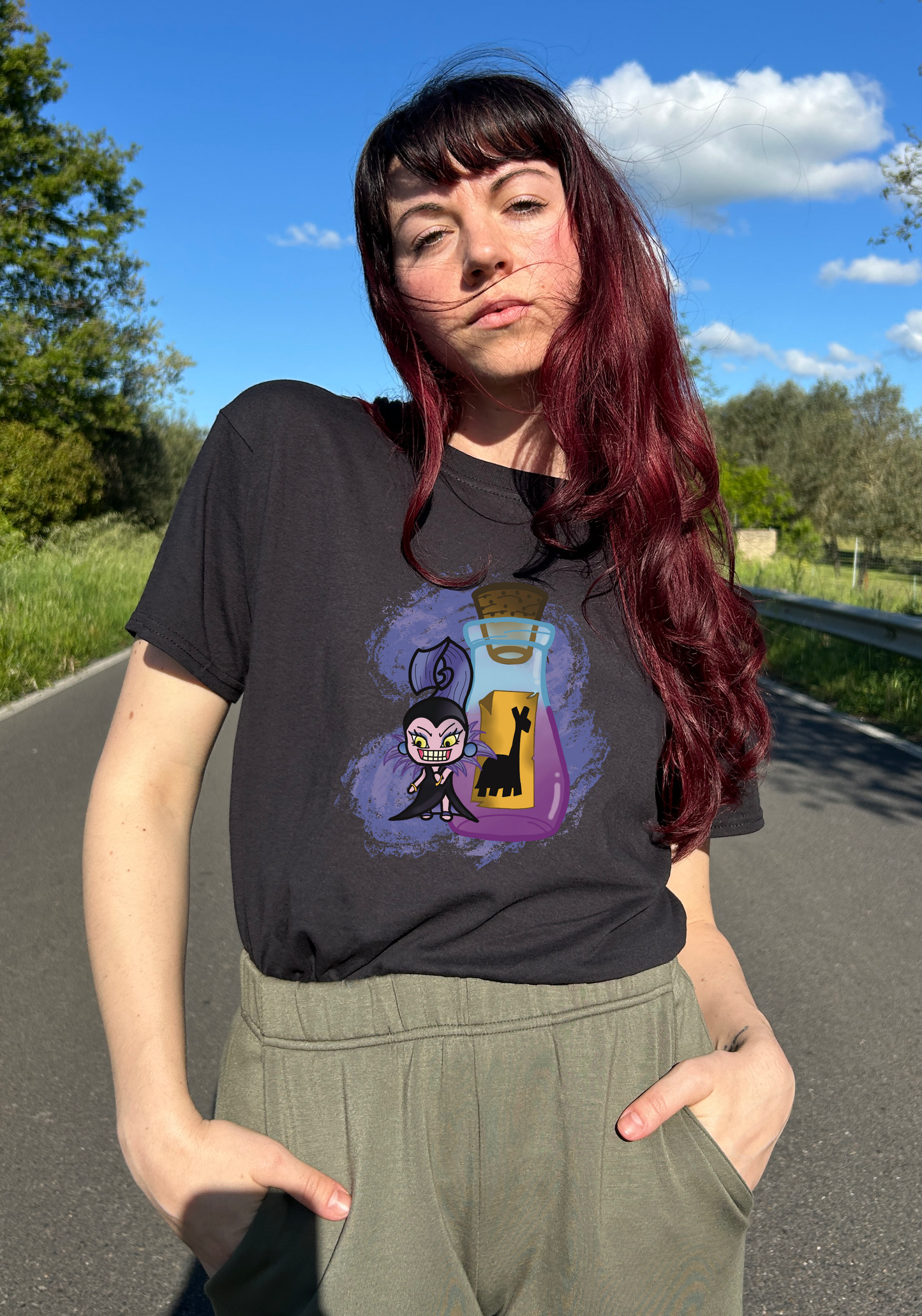 🌸T-shirt unisex  “Yzma” 🌸