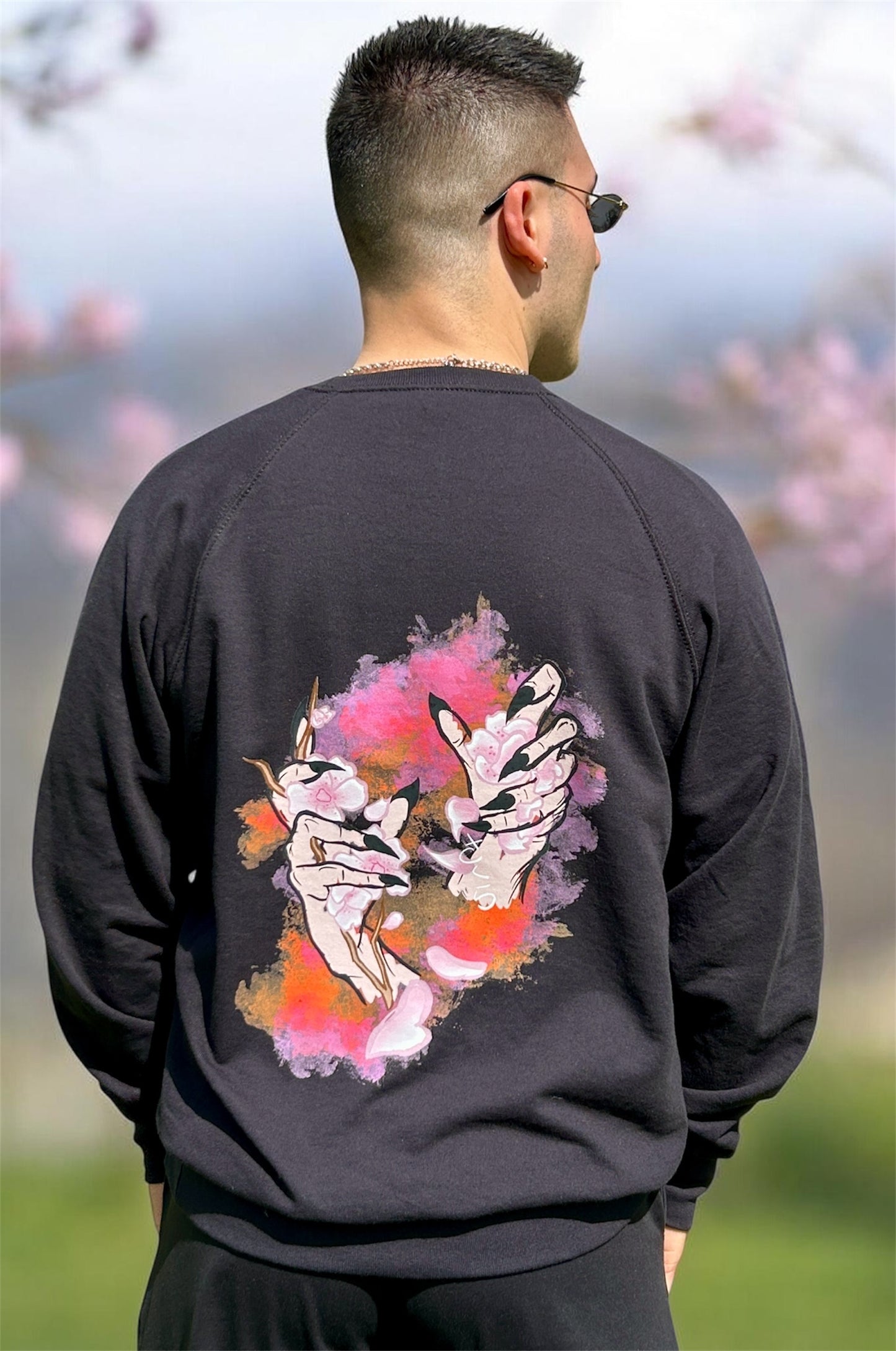 Felpa Unisex Sakura Blossom Hand - Lightweight Raglan Japan Asian Style